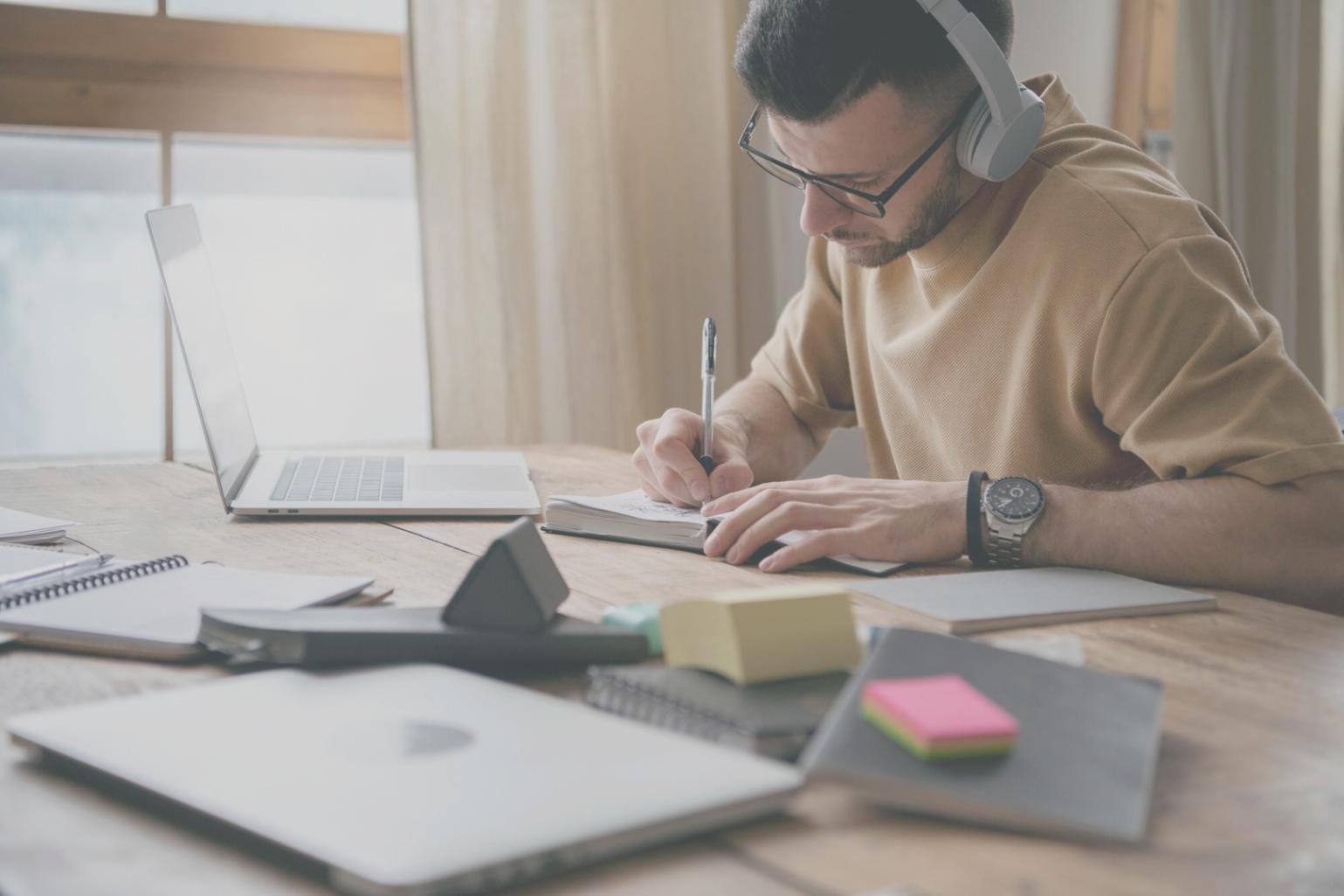 Analyse de tableaux de trésorerie avec un entrepreneur